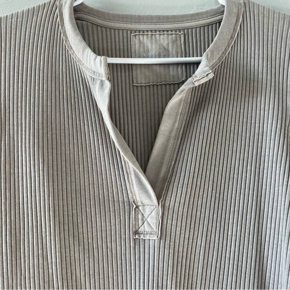 Aerie Ribbed Long Sleeve Top Size L - Picture 4 of 6